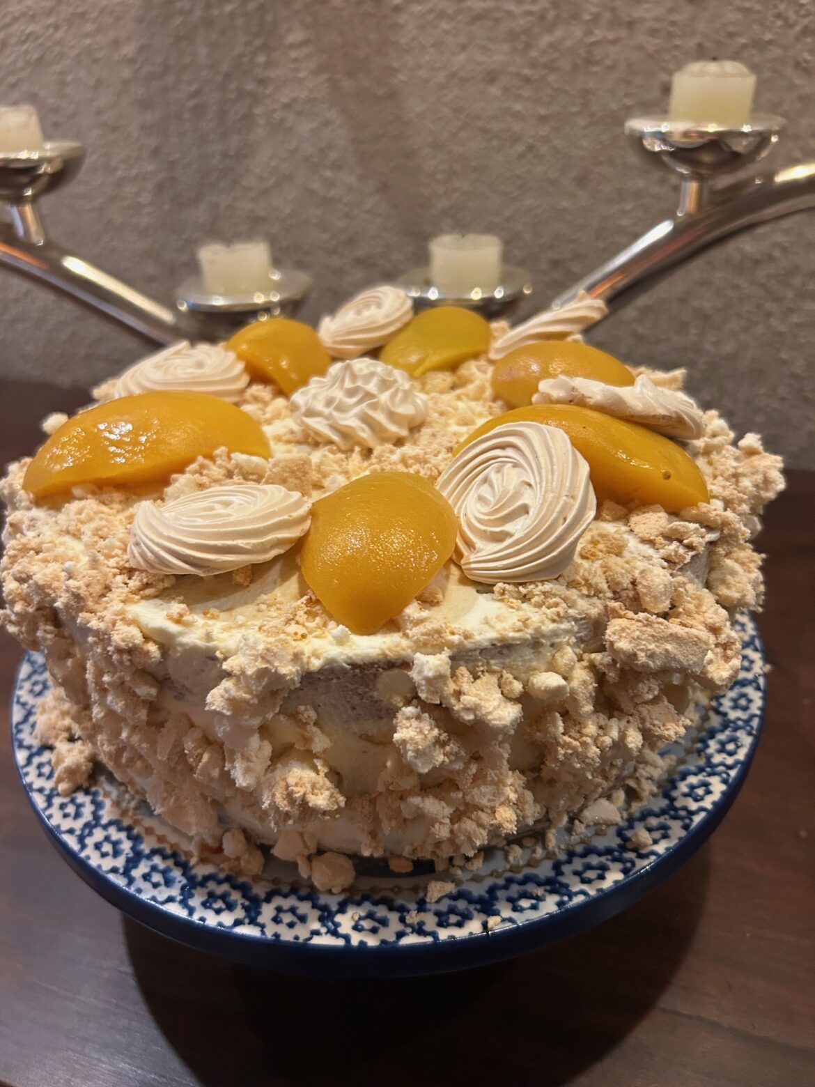 Chajá, a torta uruguaia que tem nome de pássaro